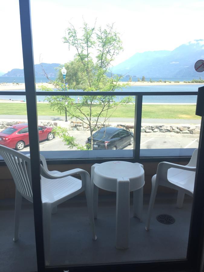 Spring Villa Hotel Harrison Hot Springs Eksteriør billede