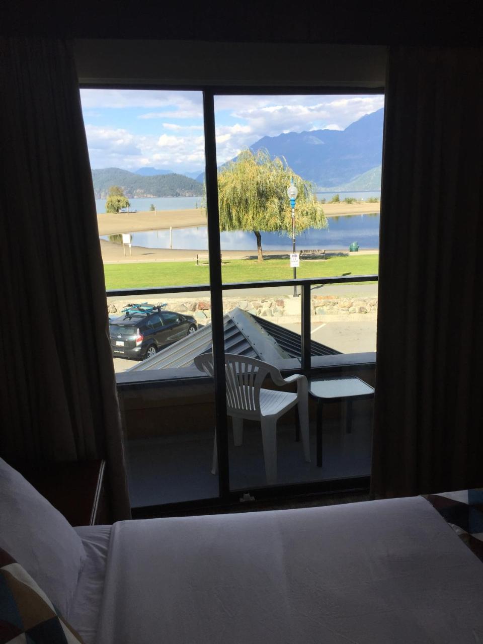Spring Villa Hotel Harrison Hot Springs Eksteriør billede